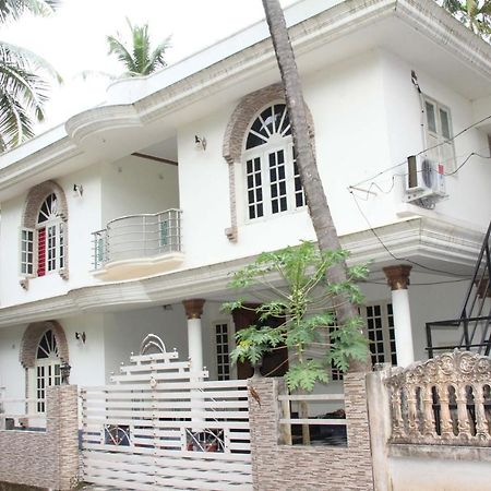 Jj'S White House 호텔 Thrissur 외부 사진