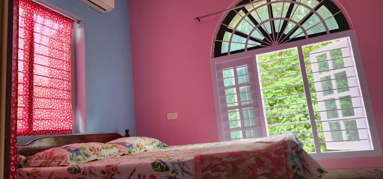 Jj'S White House 호텔 Thrissur 외부 사진