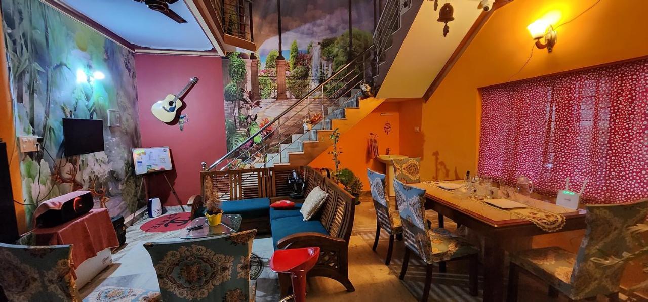 Jj'S White House 호텔 Thrissur 외부 사진