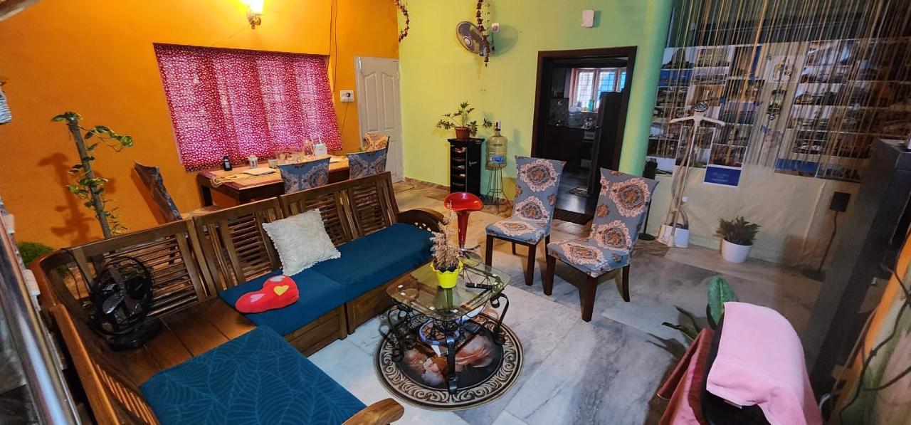 Jj'S White House 호텔 Thrissur 외부 사진