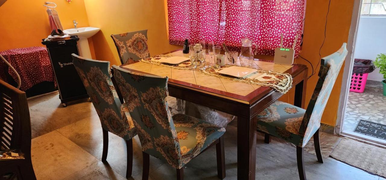 Jj'S White House 호텔 Thrissur 외부 사진