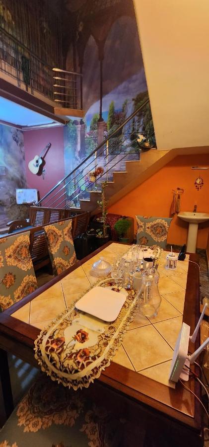 Jj'S White House 호텔 Thrissur 외부 사진